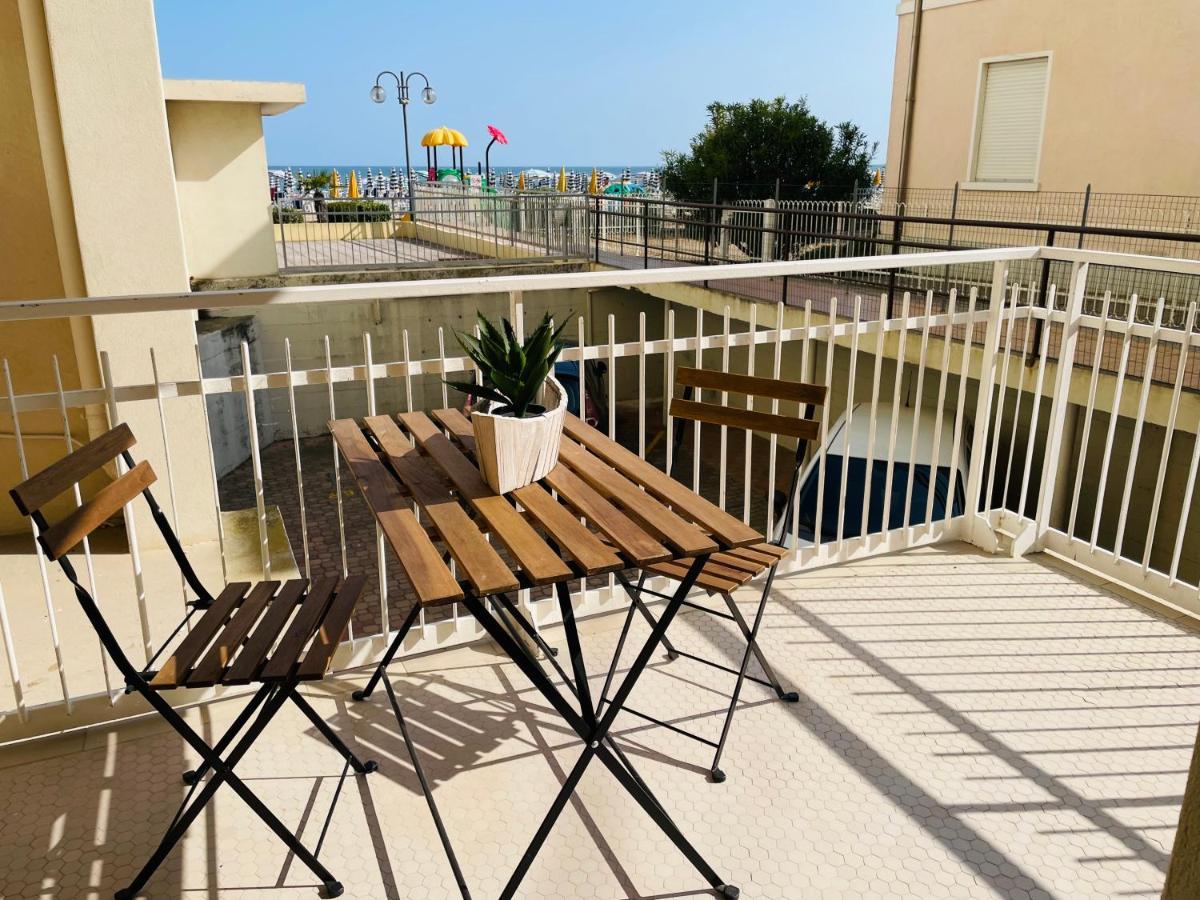 Appartamento Cima - Vista Mare, 3 Camere, Wifi, Family Apartment 利多迪迪耶索洛 外观 照片