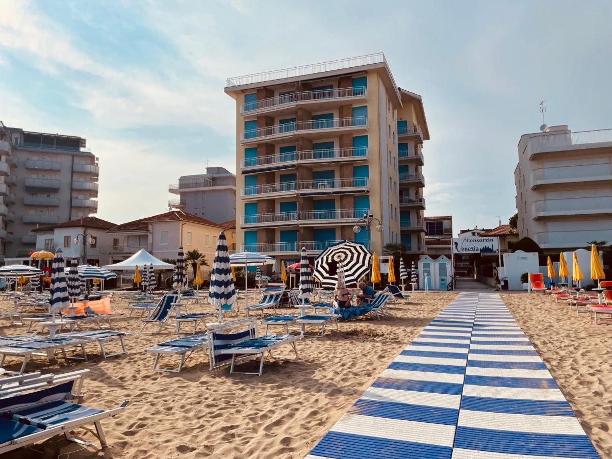 Appartamento Cima - Vista Mare, 3 Camere, Wifi, Family Apartment 利多迪迪耶索洛 外观 照片